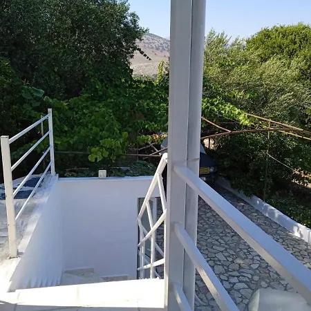 Rosemary House Number One * Nivice (Vlore)