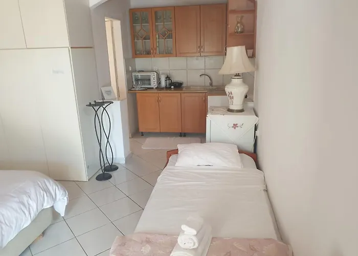 Rosemary House Number One *