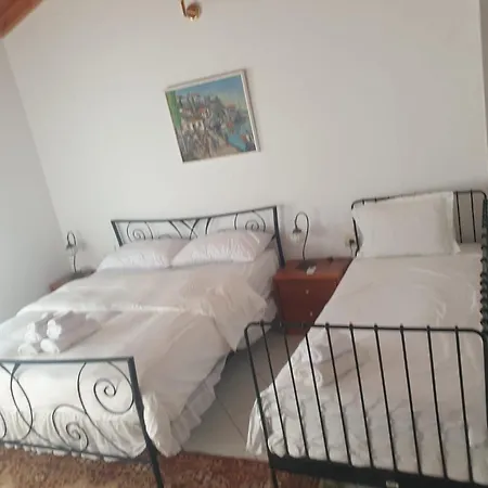 Rosemary House Number One Apartment